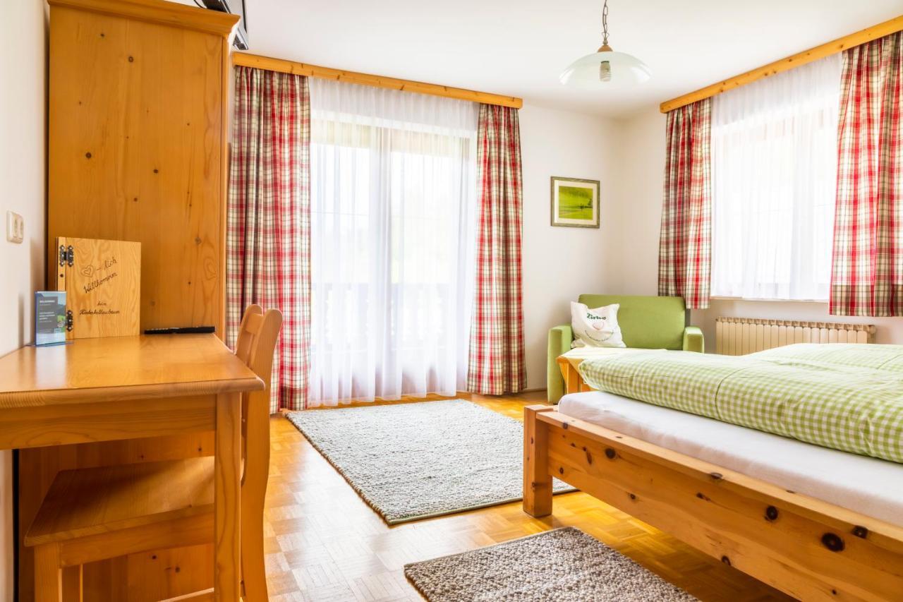 クヒル Hinterkellaubauer Bed & Breakfast エクステリア 写真