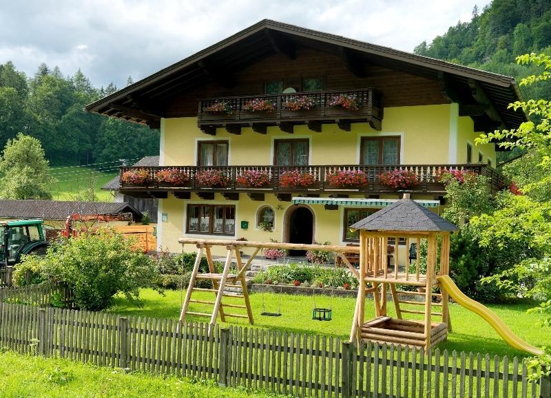 クヒル Hinterkellaubauer Bed & Breakfast エクステリア 写真